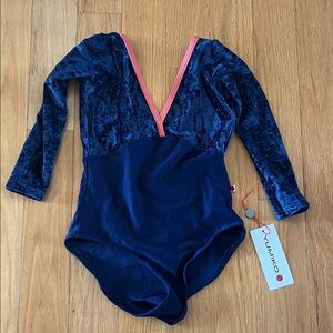 Yumiko three-quarter length sleeve adult small